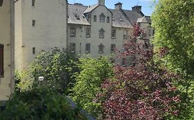 Chessels Court Apartment